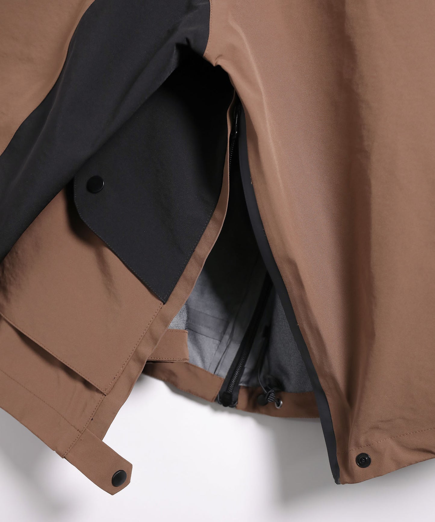 【2025/4/18(金)9:30 販売開始】3L Nylon mountain jacket