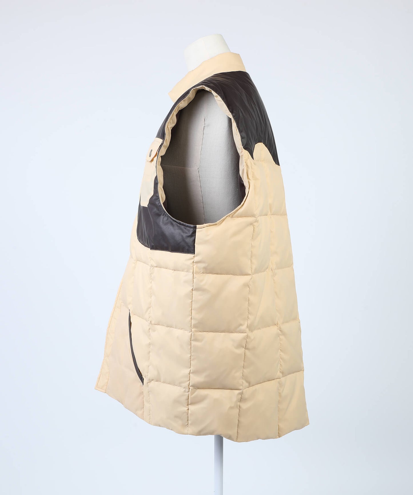 QUILTING DOWN VEST