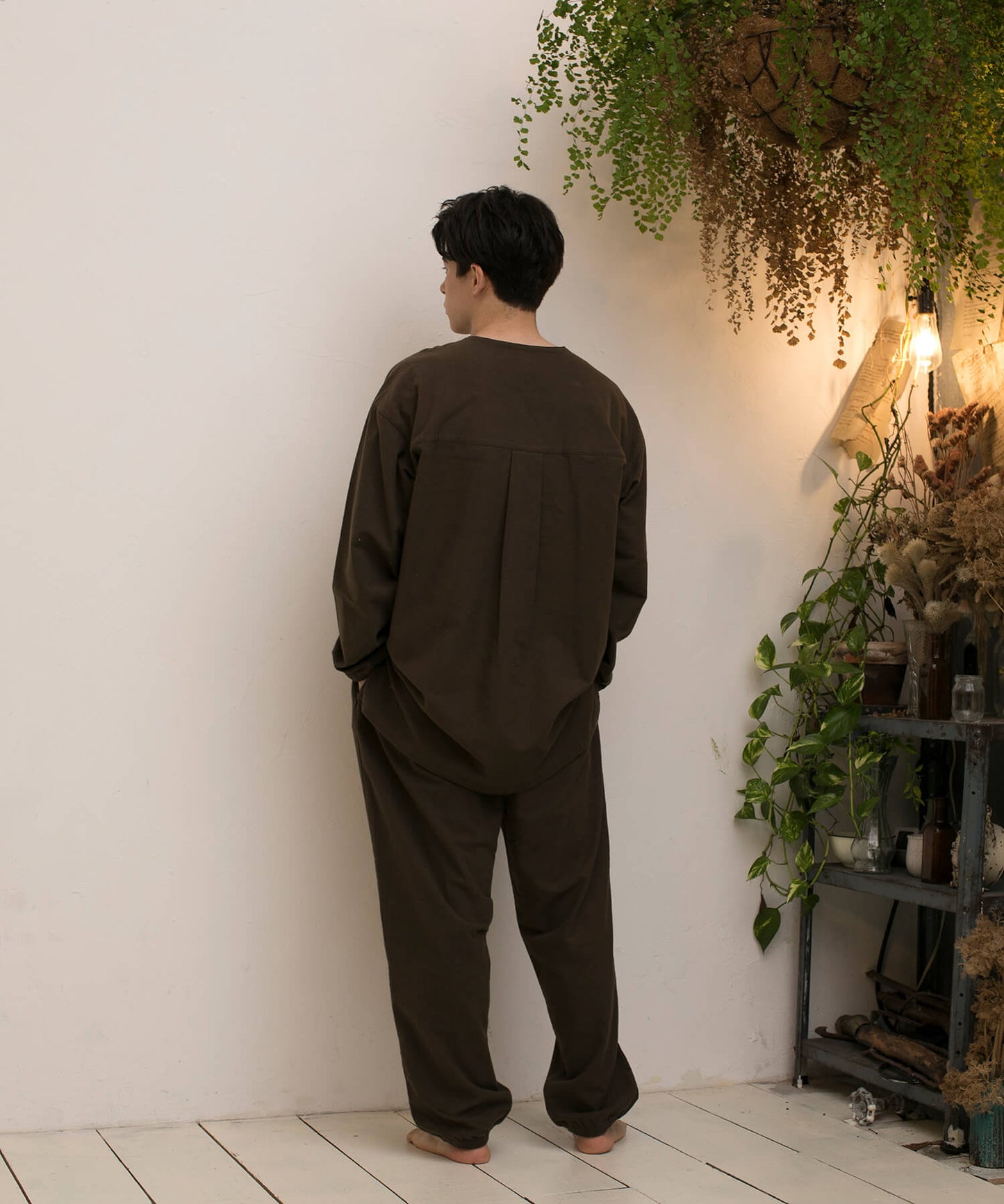 SLEEPING ANKLE PANTS