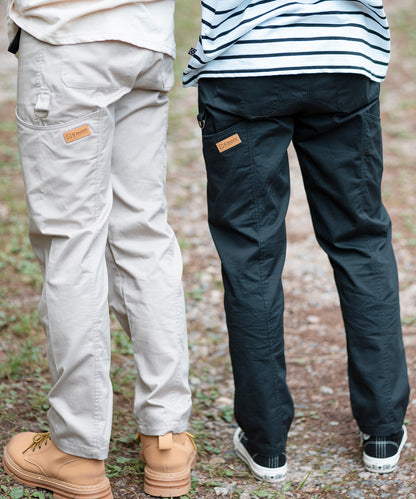 straight pocket pants