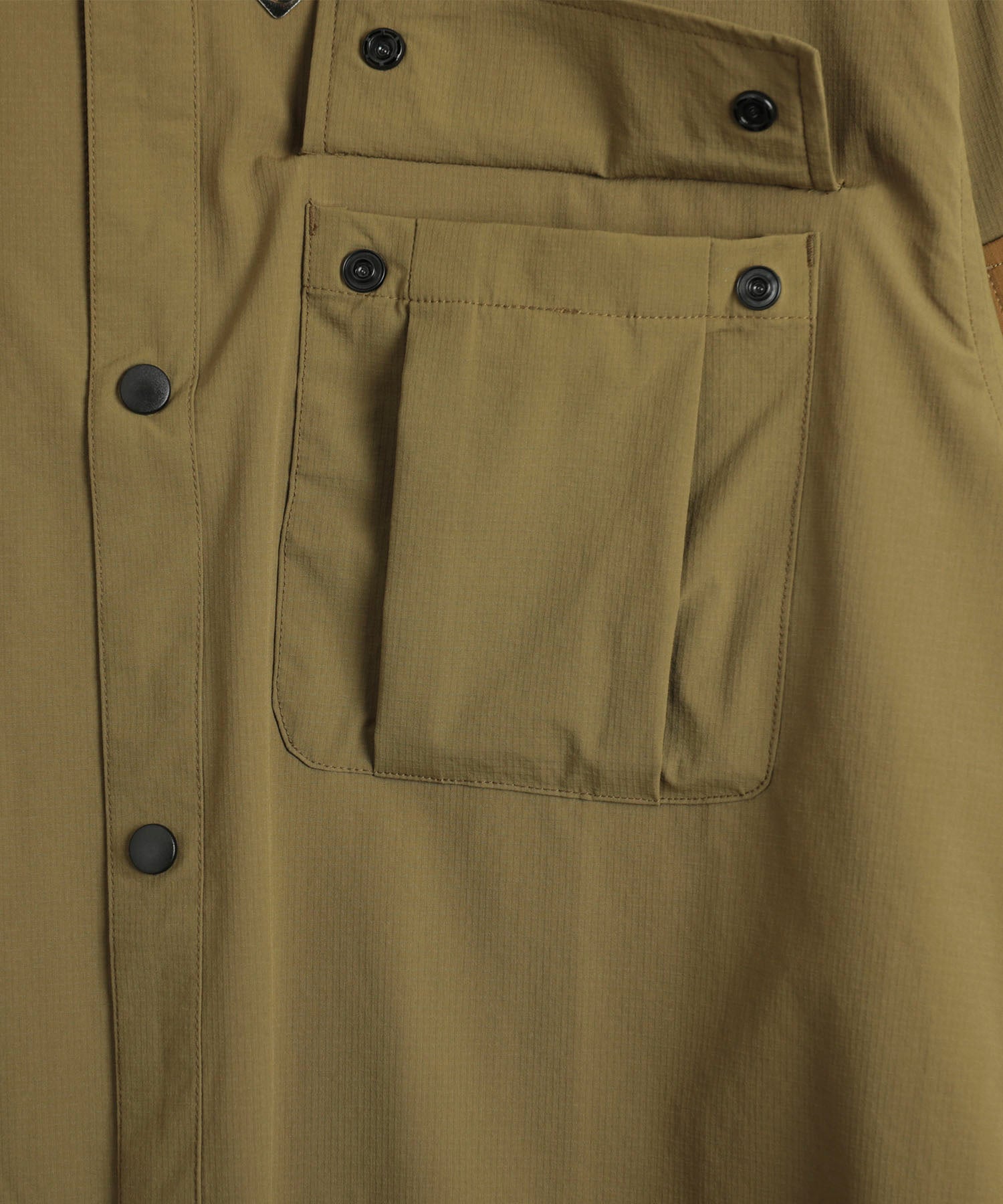 【outdoorsale20％OFF 8.1-8.31絶賛開催】Anti-static pocket shirt