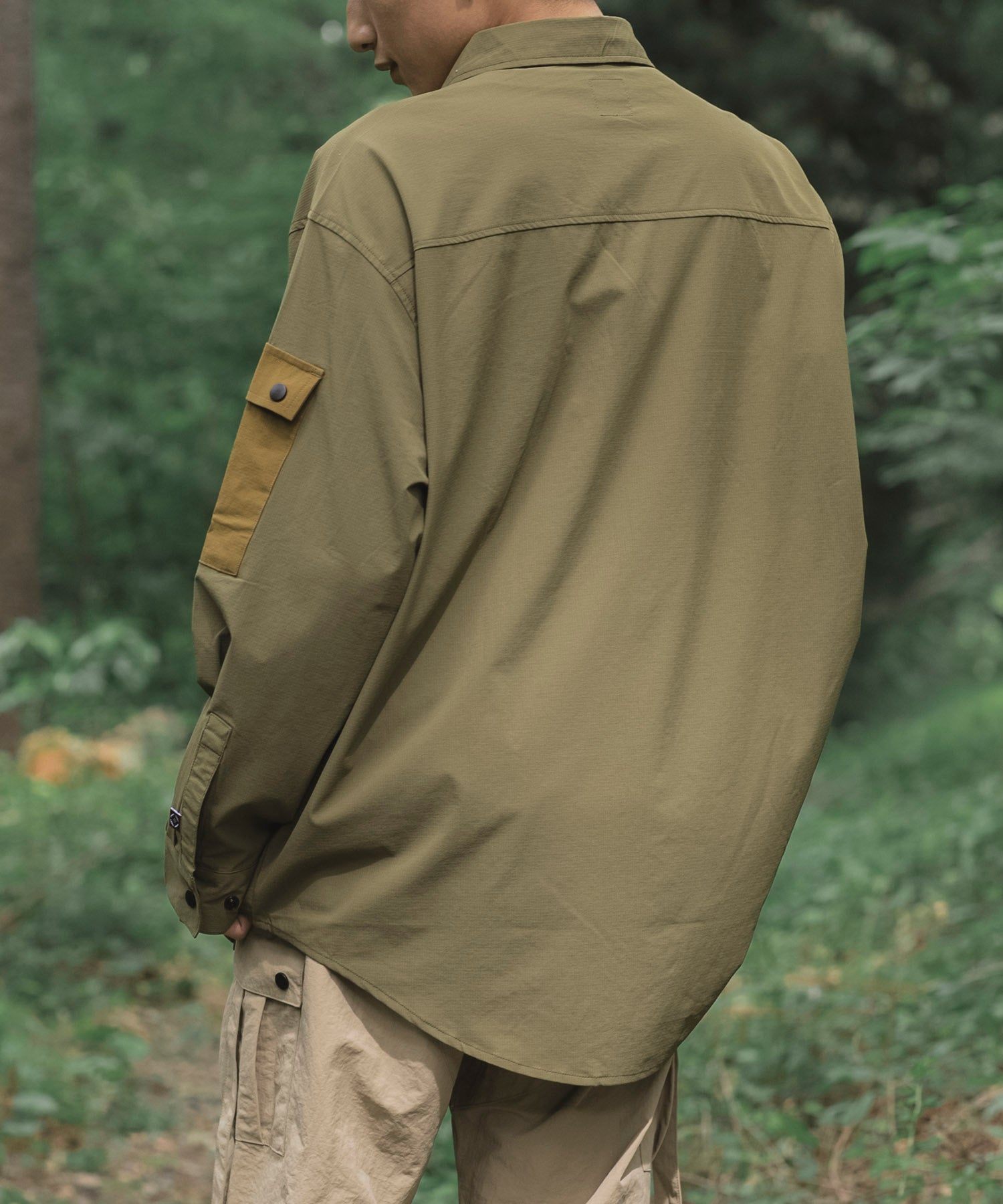 【outdoorsale20％OFF 8.1-8.31絶賛開催】Anti-static pocket shirt