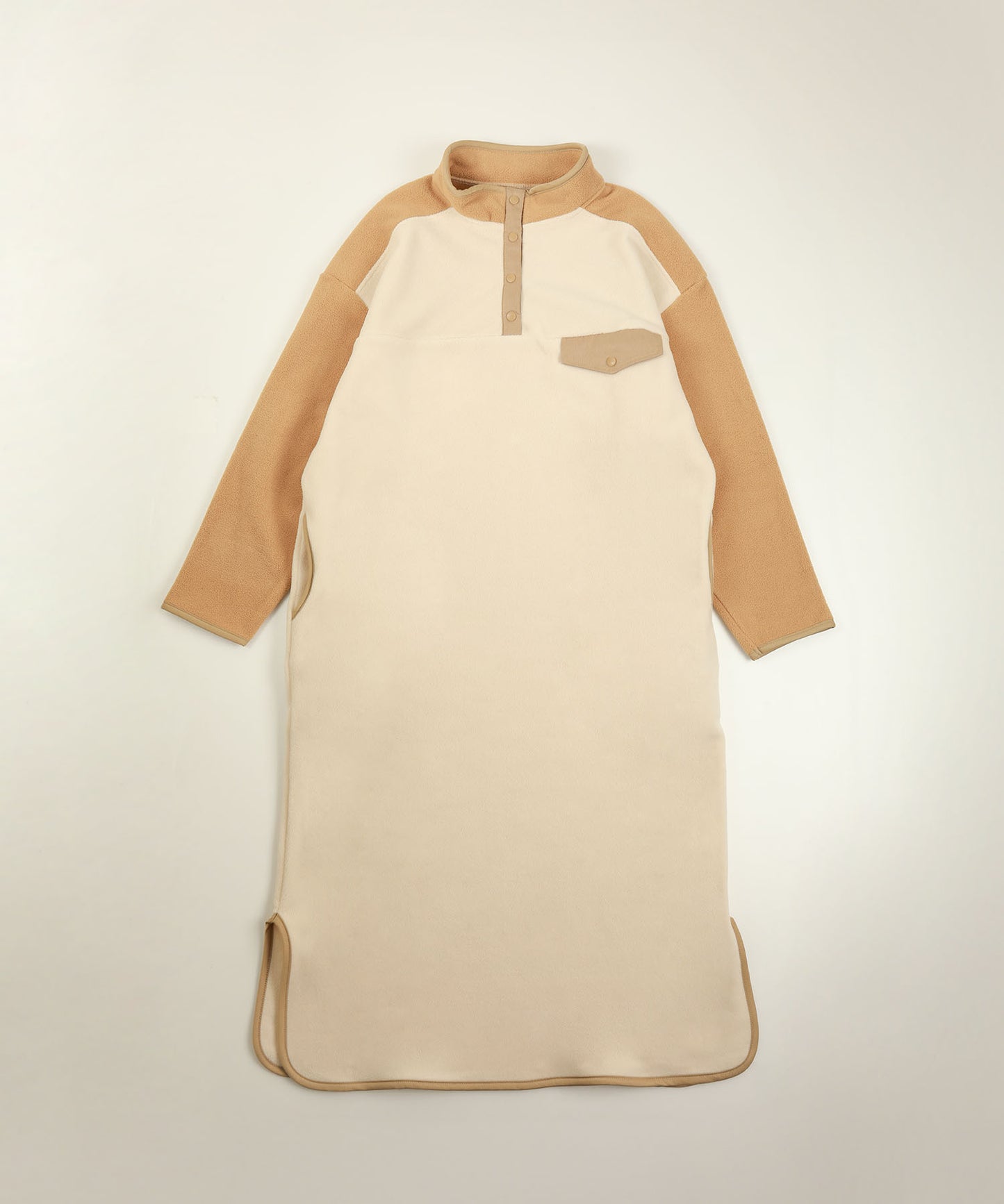 【12/20(金)9:30〜販売開始】New!! Bicolor fleece dress