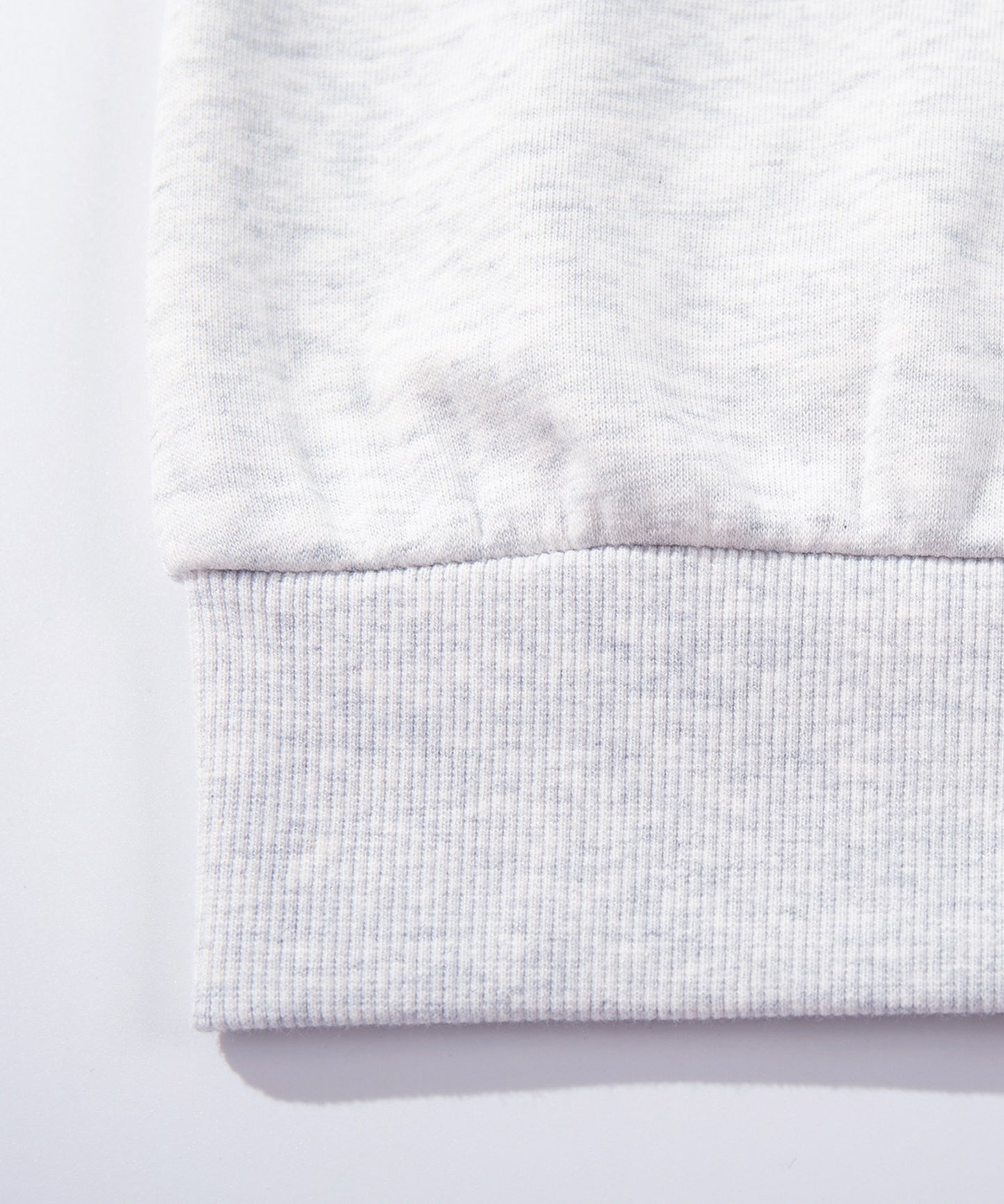 S'more  Campfire Treat Embroidery Sweat キャンプファイヤートリート刺繍スウェット