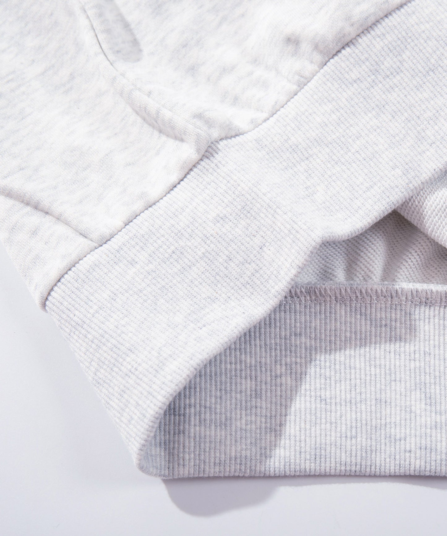 S'more  Campfire Treat Embroidery Sweat キャンプファイヤートリート刺繍スウェット