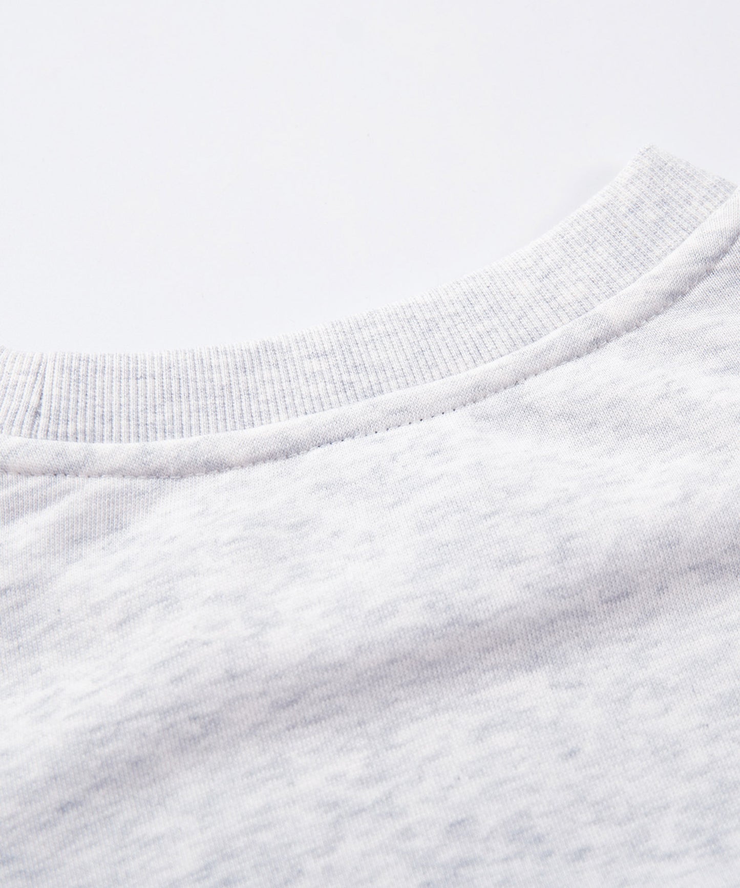 S'more  Campfire Treat Embroidery Sweat キャンプファイヤートリート刺繍スウェット