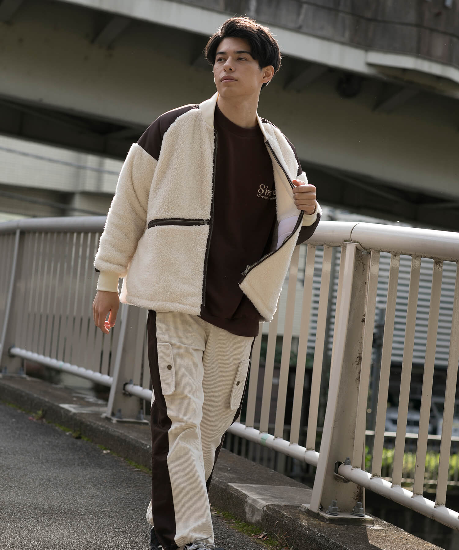 【春応援第二弾 50％OFF　開催期間:3/1～4/3】W POCKETS CORDUROY LINE PANTS