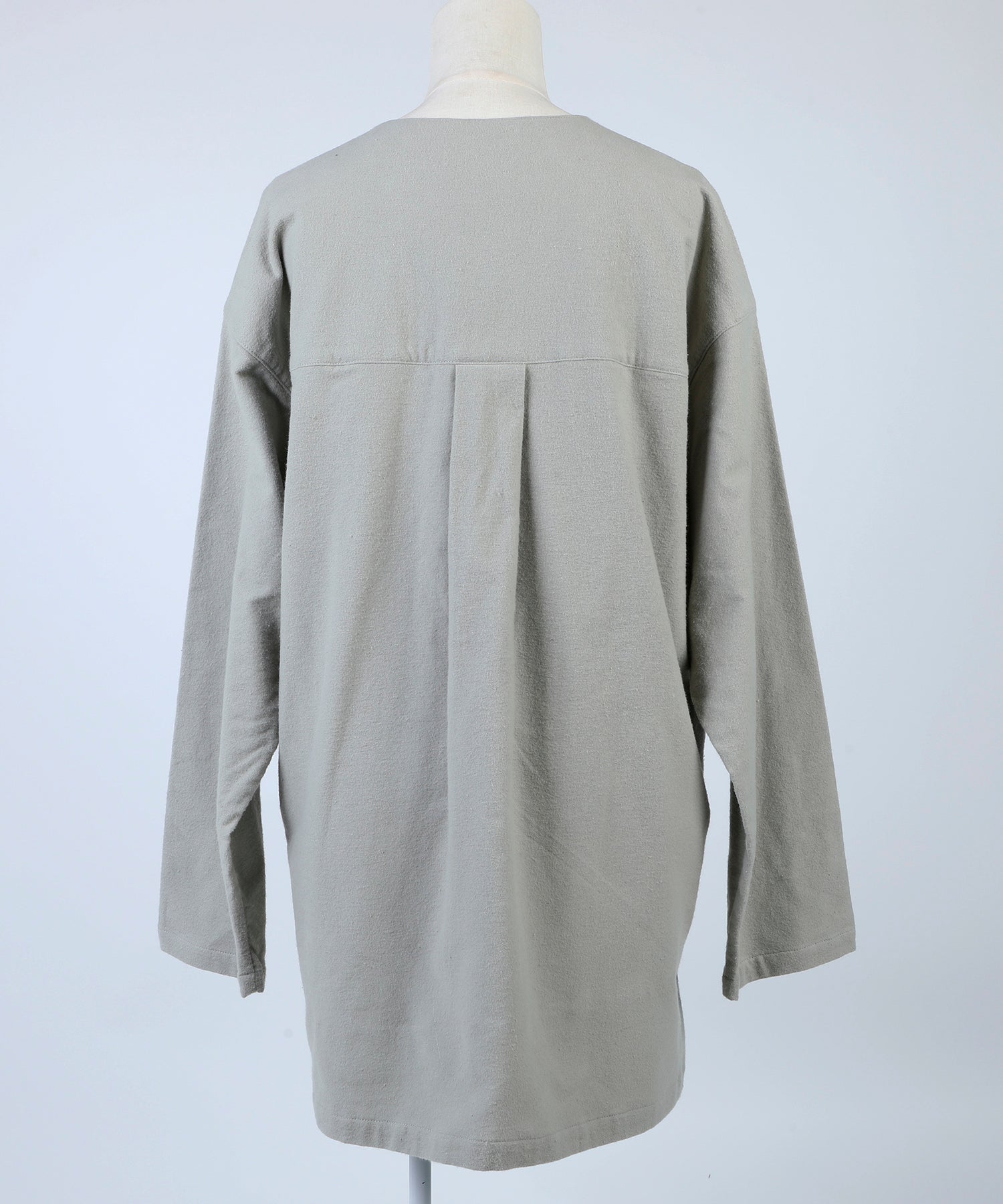 【春応援第二弾 50％OFF　開催期間:3/1～4/3】V NECK SLEEPING SHIRTS