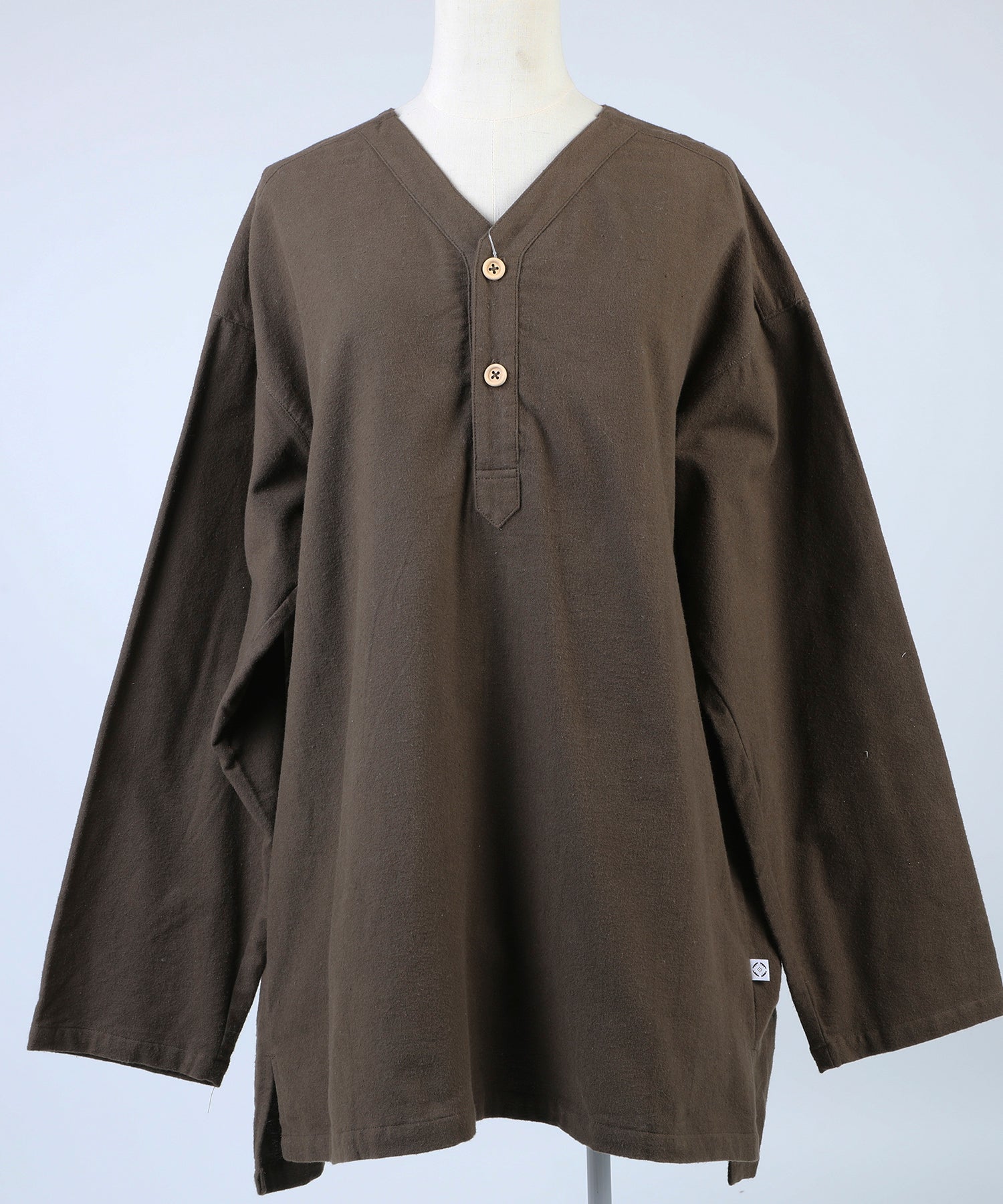 【春応援第二弾 50％OFF　開催期間:3/1～4/3】V NECK SLEEPING SHIRTS